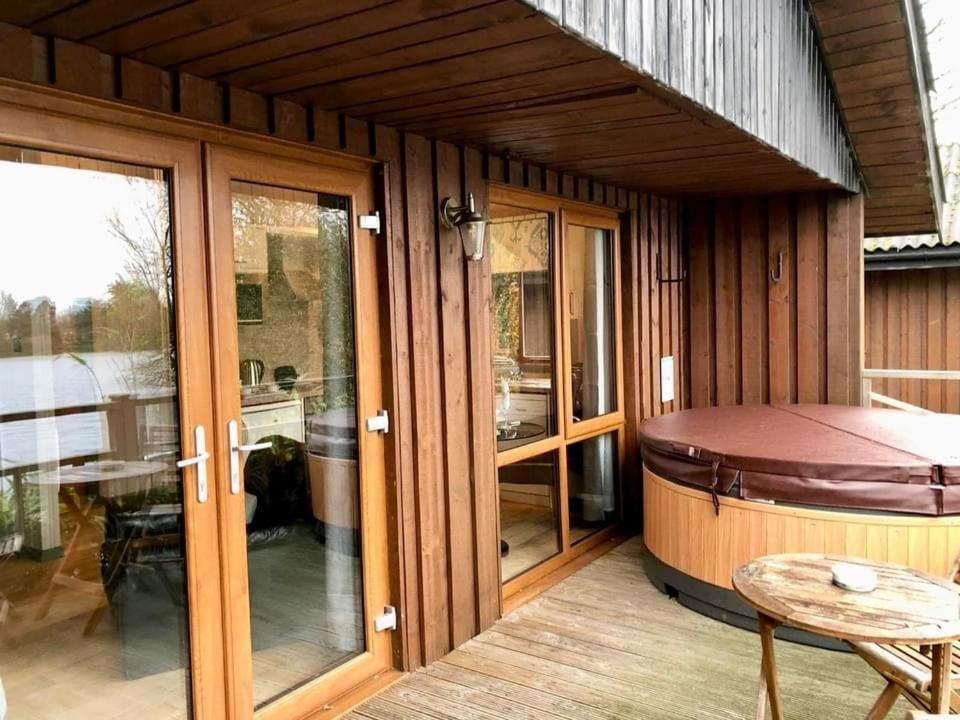 Holly Lodge 14 Hot Tub York Zewnętrze zdjęcie
