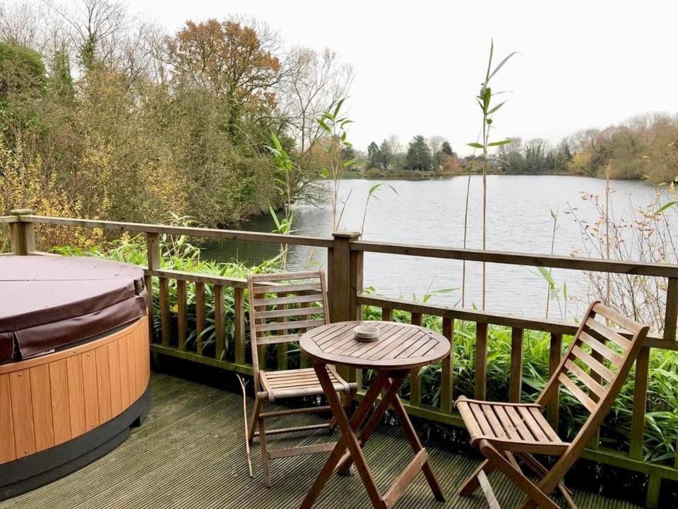 Holly Lodge 14 Hot Tub York Zewnętrze zdjęcie